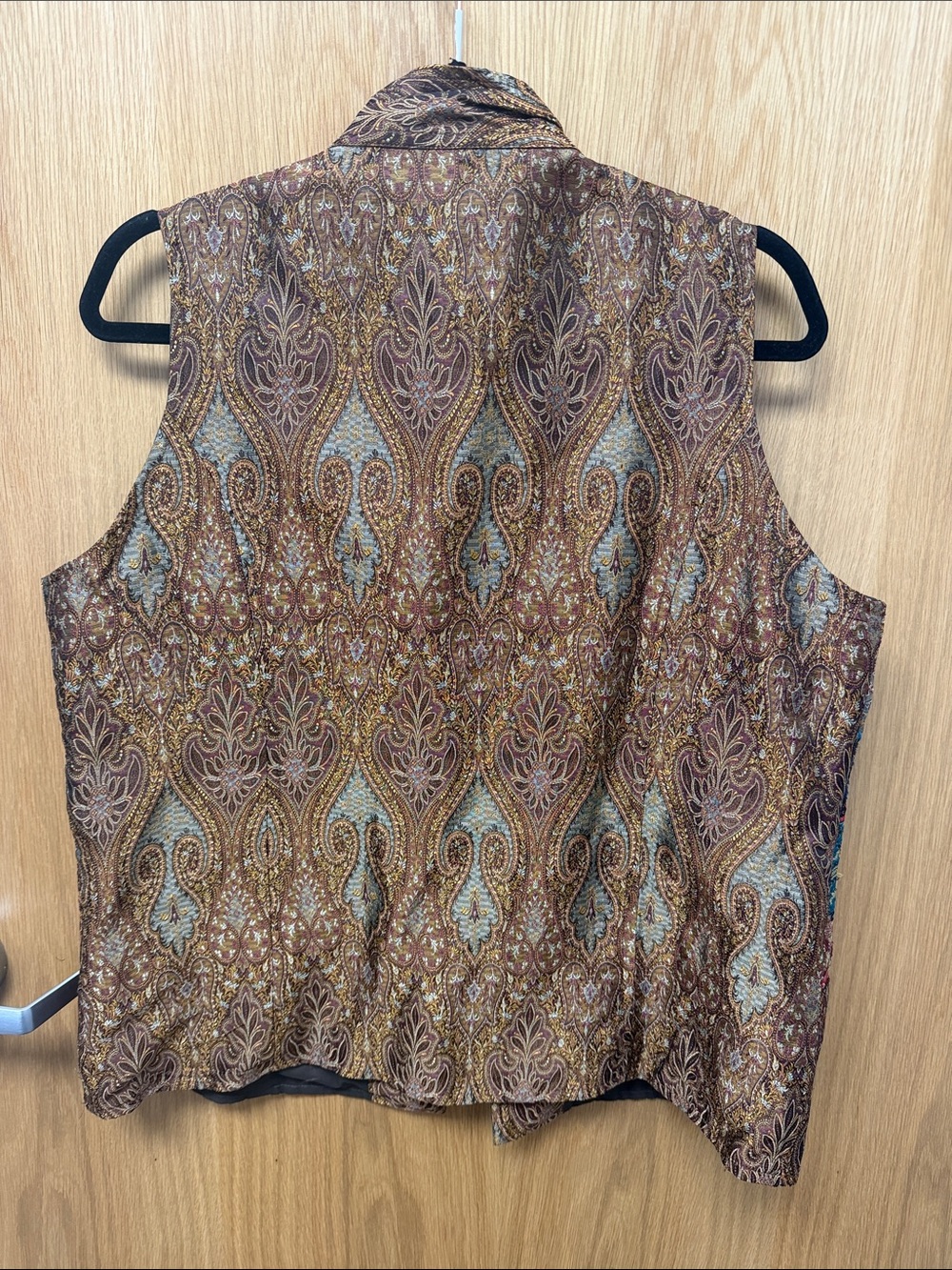 TravelSmith Jewel-Tone Patchwork Silk Blend Paisley Button Boho Vest Size L - Picture 4 of 9